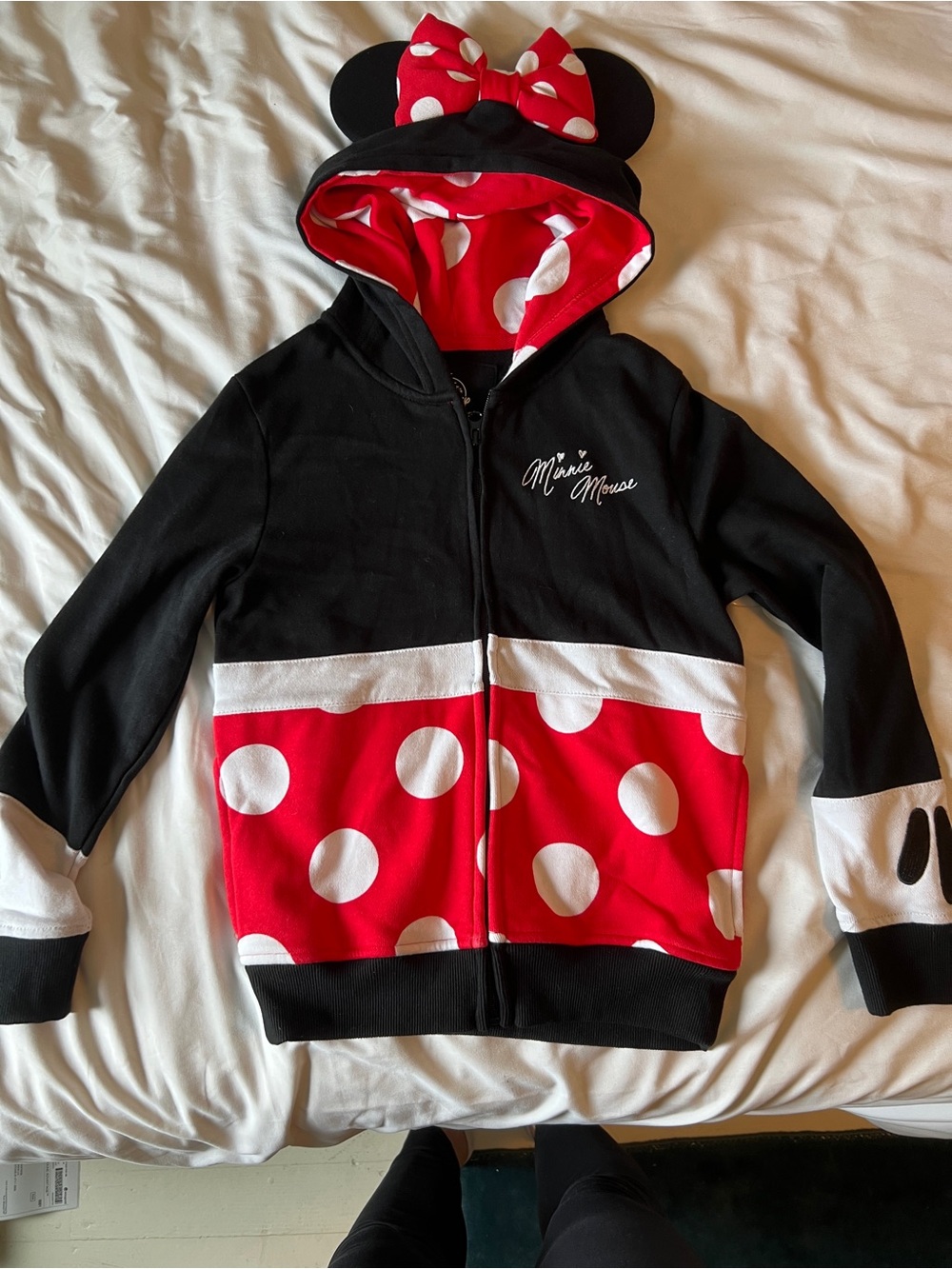 NWT Minnie Mouse Zip Hoodie